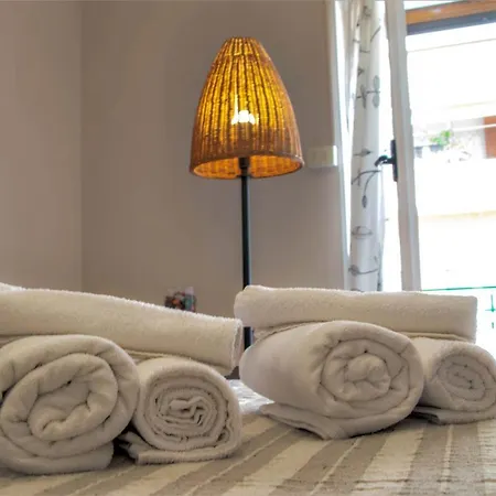 Il Gabbiano Apartment *